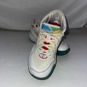 Size 4- New Balance KAWHI Seismic Moment 2020